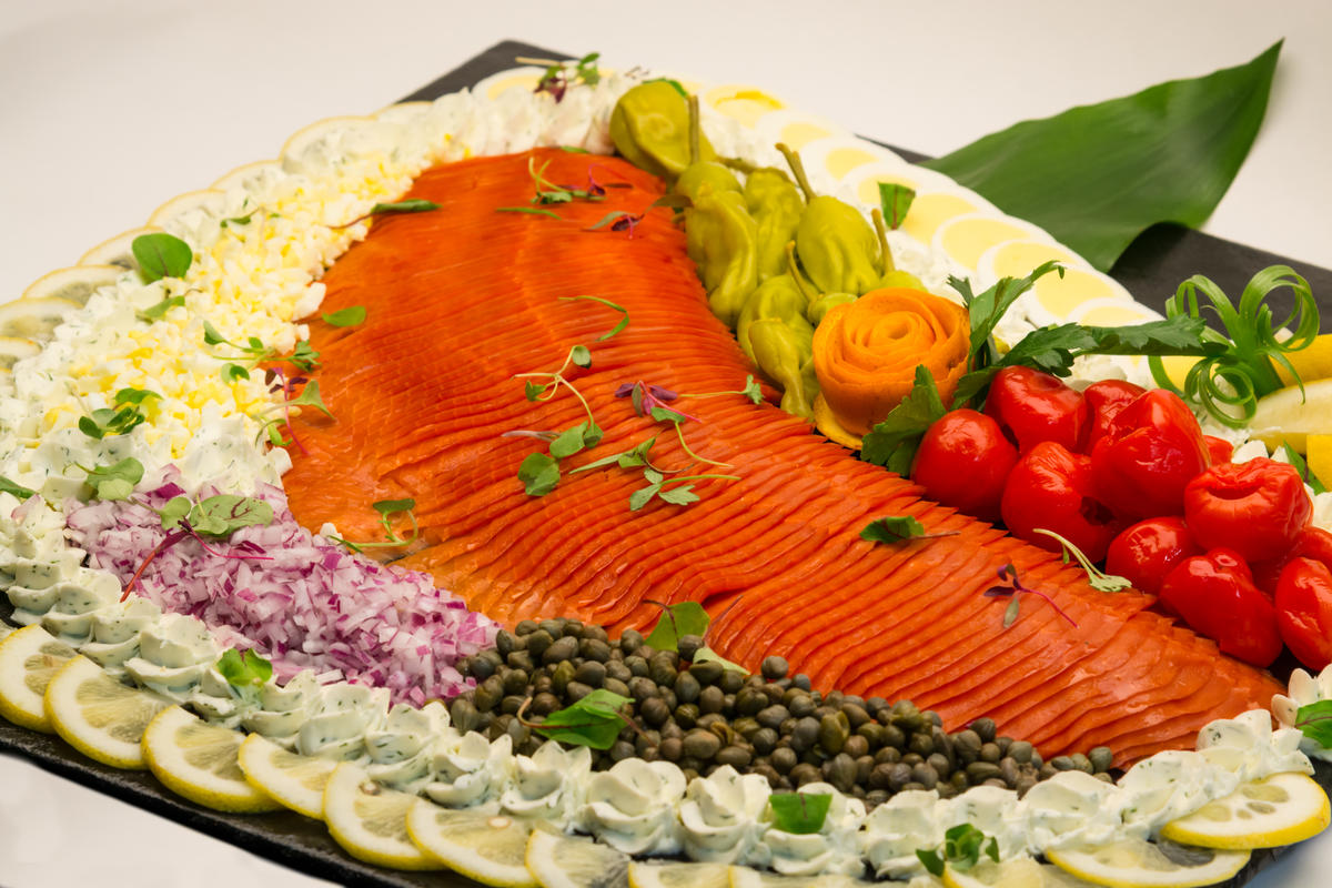 photo of a smoked salmon platter
