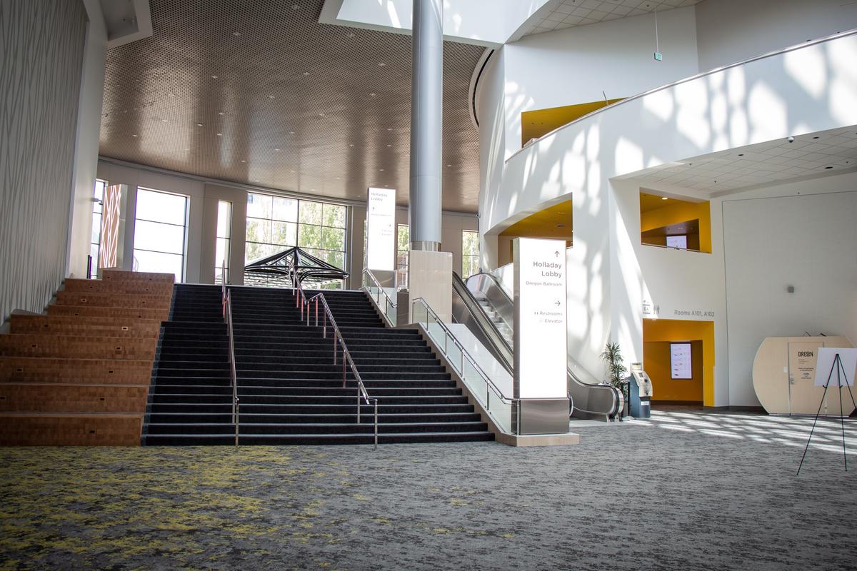 The lobby and sit-steps near Exhibit Hall A at the Oregon Convention Center