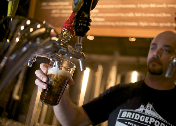 photo of Bridgeport bartender