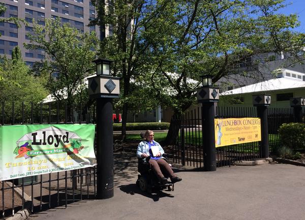 photo of Lloyd District farmers market