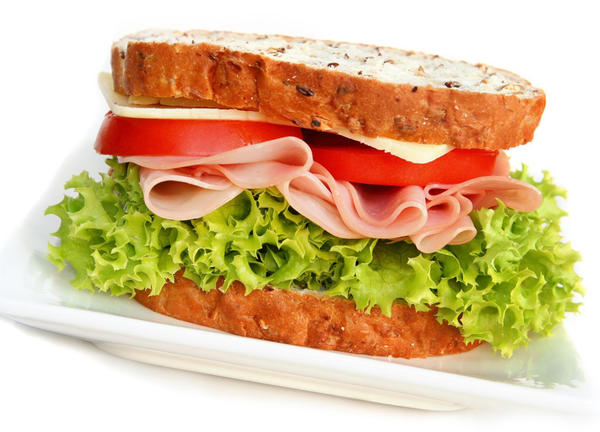 photo of a turkey sandwich