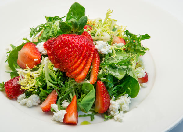 photo of strawberry salad